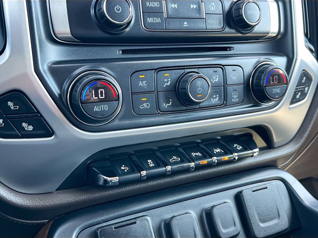 Used 2018 GMC Sierra 1500 SLT AWD/4WD image 16