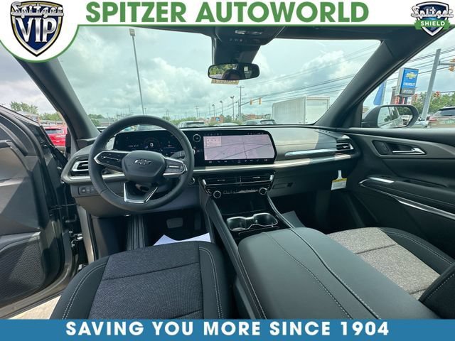 New 2027 Chevrolet Traverse LT w/ Midnight/Sport Edition FWD image 21