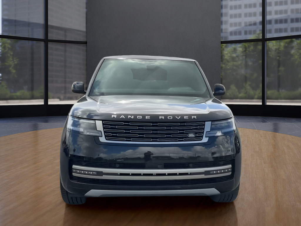 Used 2024 Land Rover Range Rover Long Wheelbase SE AWD/4WD image 2