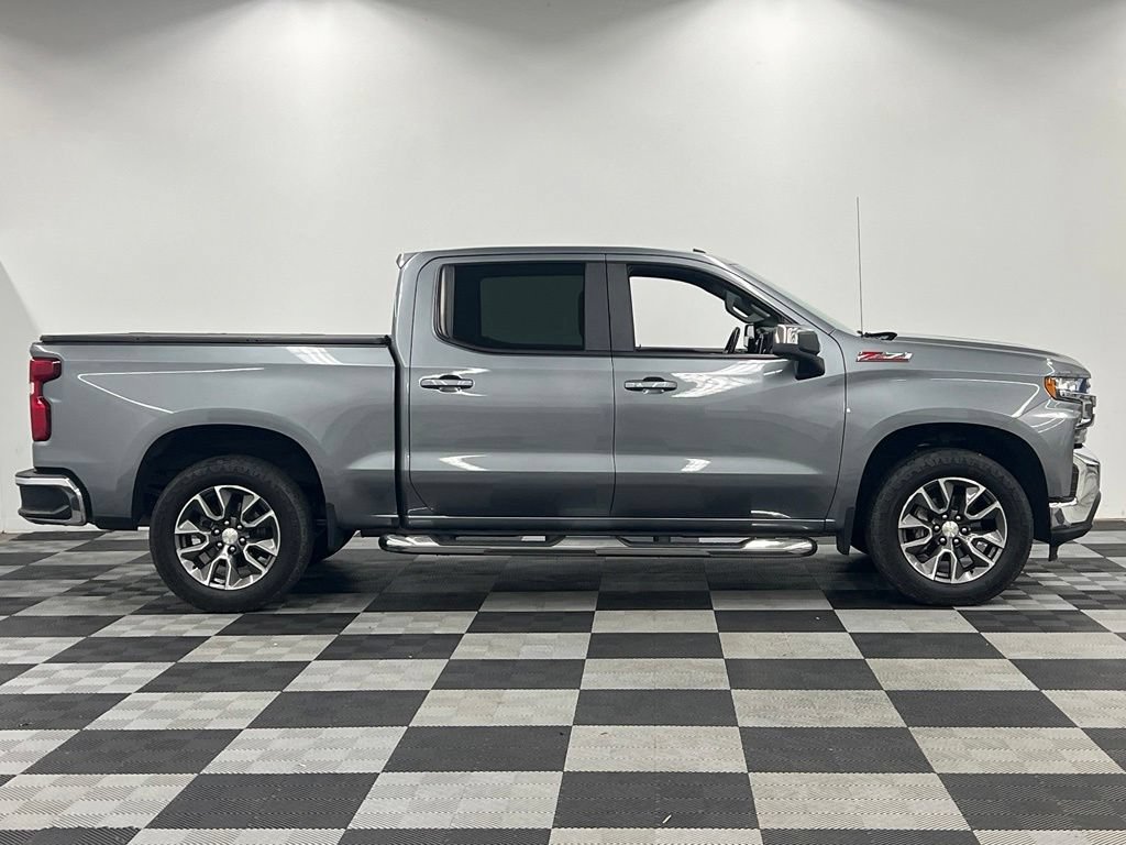 Used 2021 Chevrolet Silverado 1500 LT w/ Z71 Off-Road Package AWD/4WD image 8