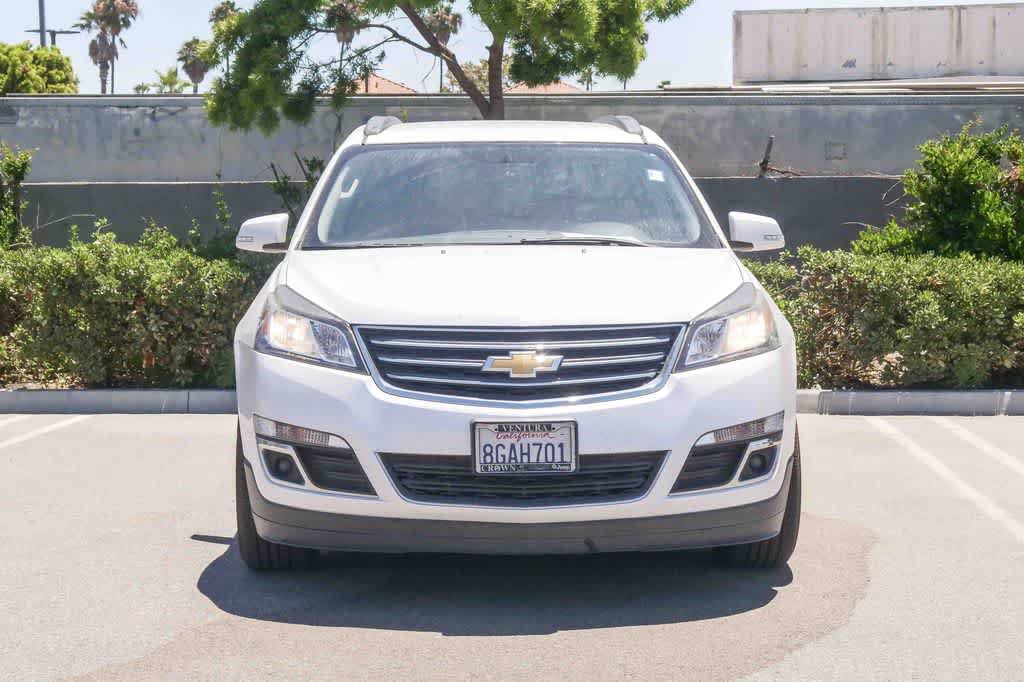 Used 2017 Chevrolet Traverse LT FWD image 2