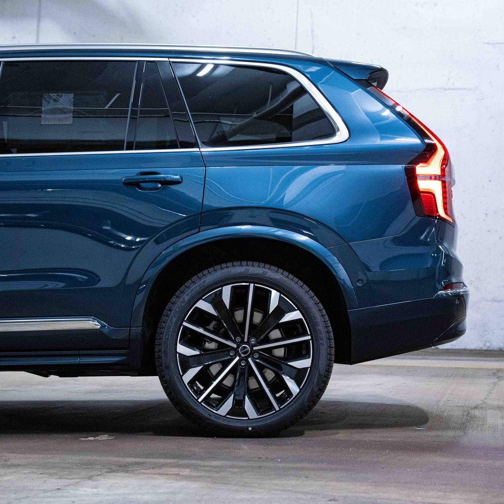 New 2026 Volvo XC90 T8 Ultra w/ Lounge Package AWD/4WD image 4