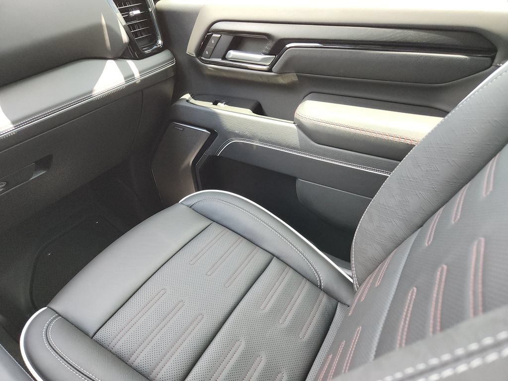 Used 2026 GMC Sierra 2500 AT4X AWD/4WD image 16