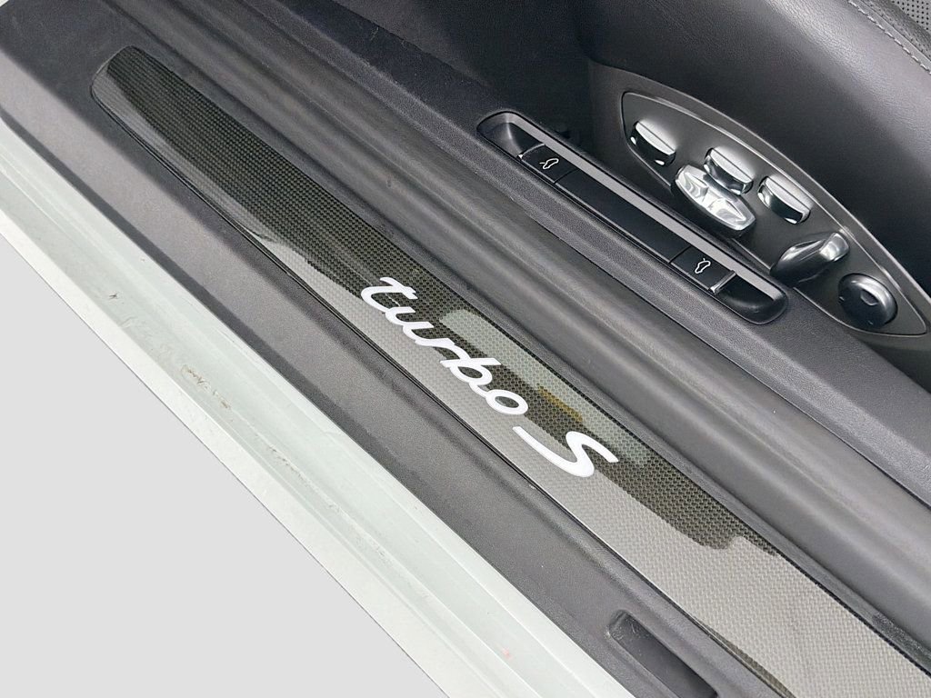 Certified 2014 Porsche 911 4 Cabriolet AWD/4WD image 14