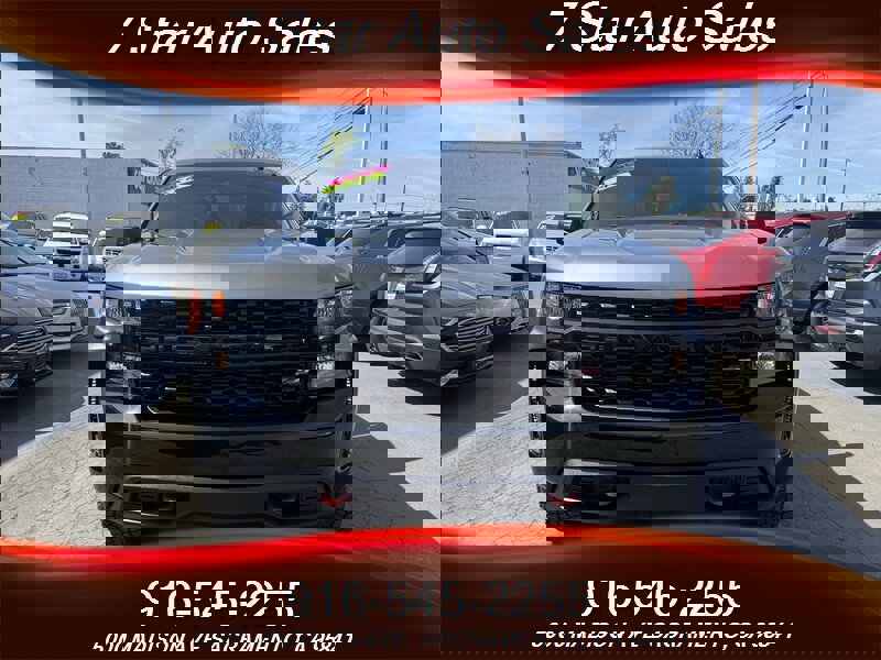 Used 2021 Chevrolet Silverado 1500 Custom Trail Boss w/ LPO, Dark Essentials Package image 2