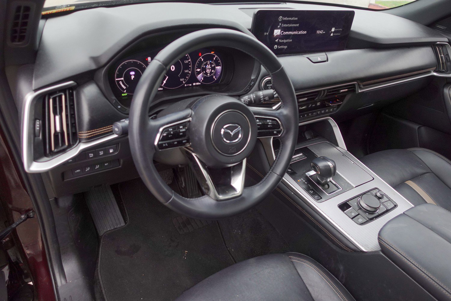 Used 2024 MAZDA CX-90 Plug-In Hybrid w/ Premium Plus image 9