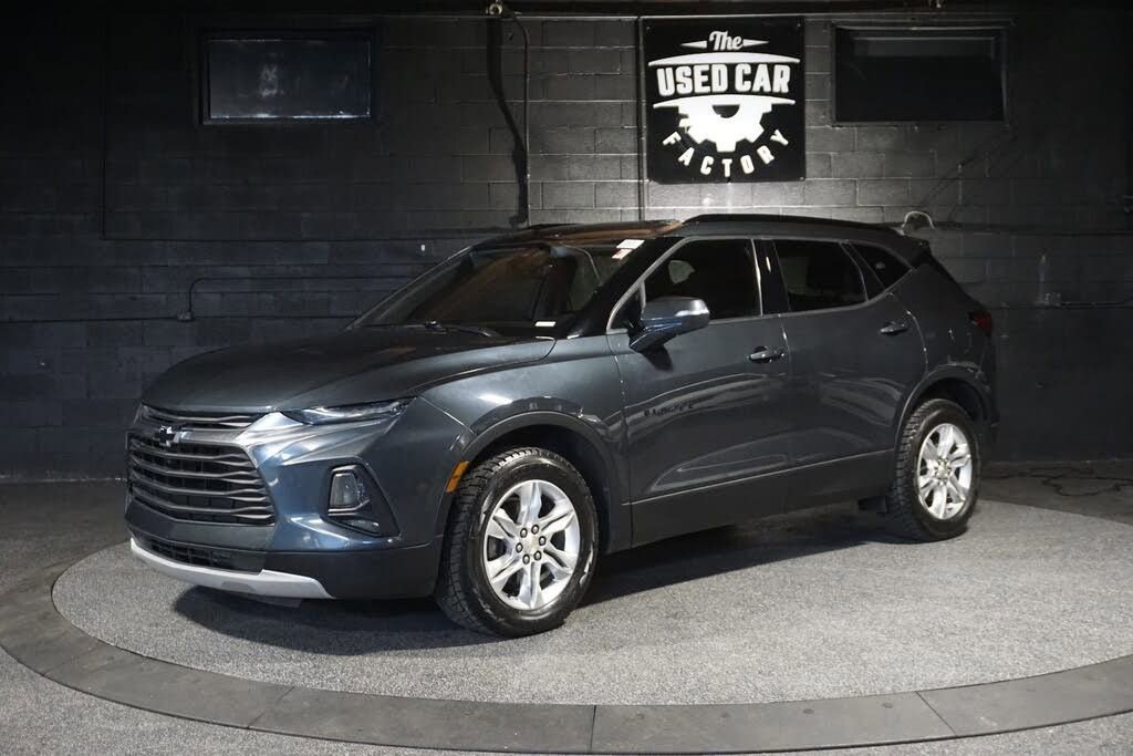 Used 2019 Chevrolet Blazer LT w/ Sound & Technology Package AWD/4WD image 1