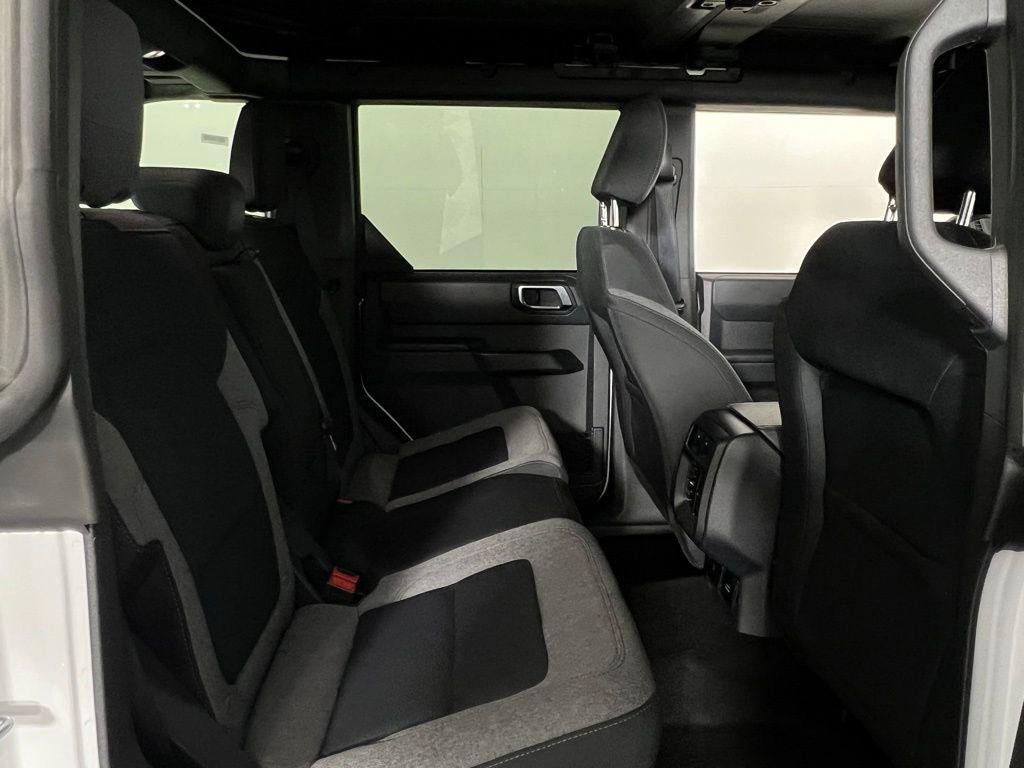 Used 2025 Ford Bronco Big Bend image 30