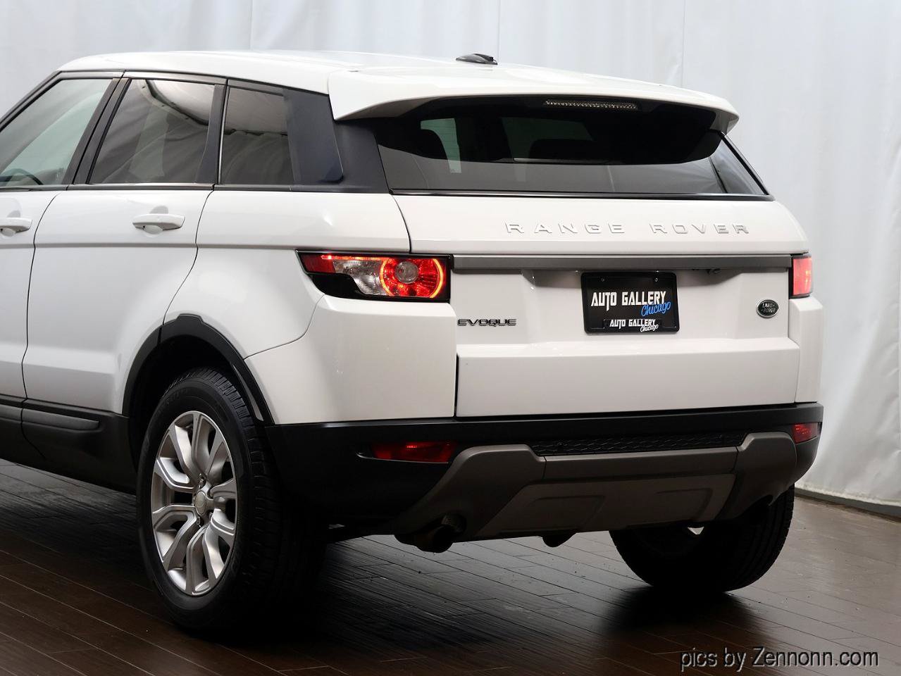 Used 2015 Land Rover Range Rover Evoque Pure AWD/4WD image 8