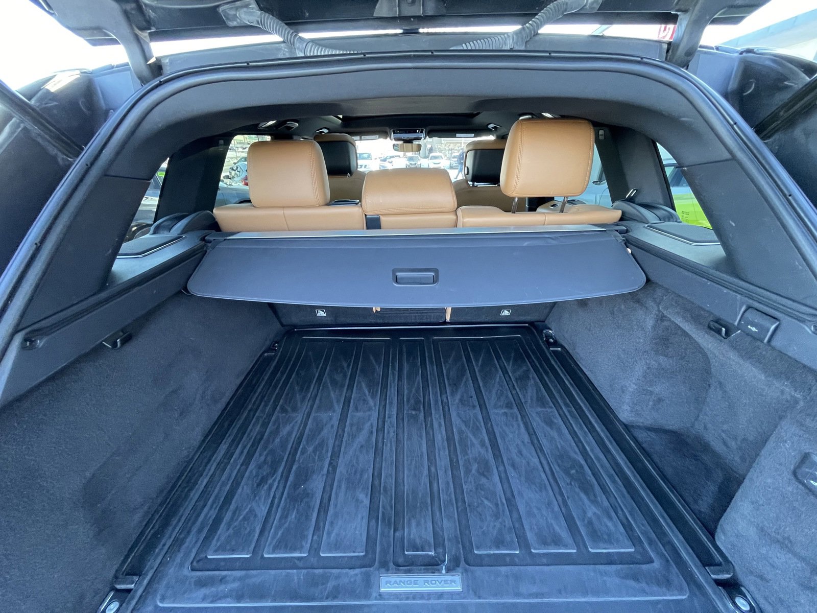 Used 2019 Land Rover Range Rover Sport HSE Dynamic image 10