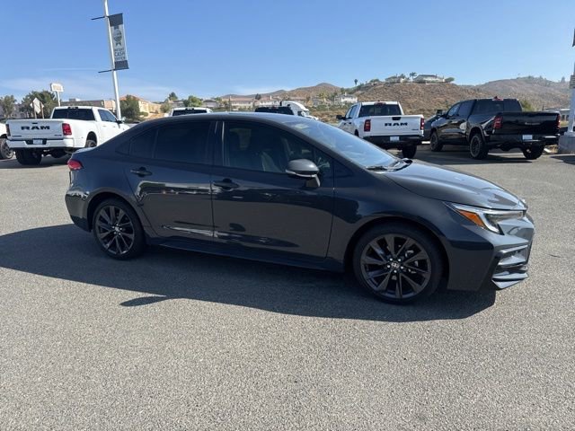 Used 2025 Toyota Corolla SE w/ SE Premium Package image 12