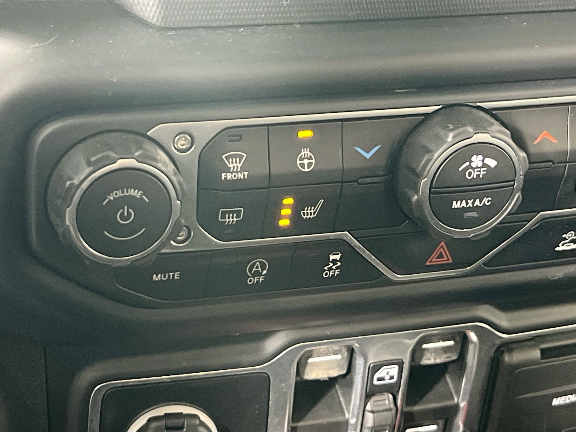 Used 2022 Jeep Wrangler Sport S image 19