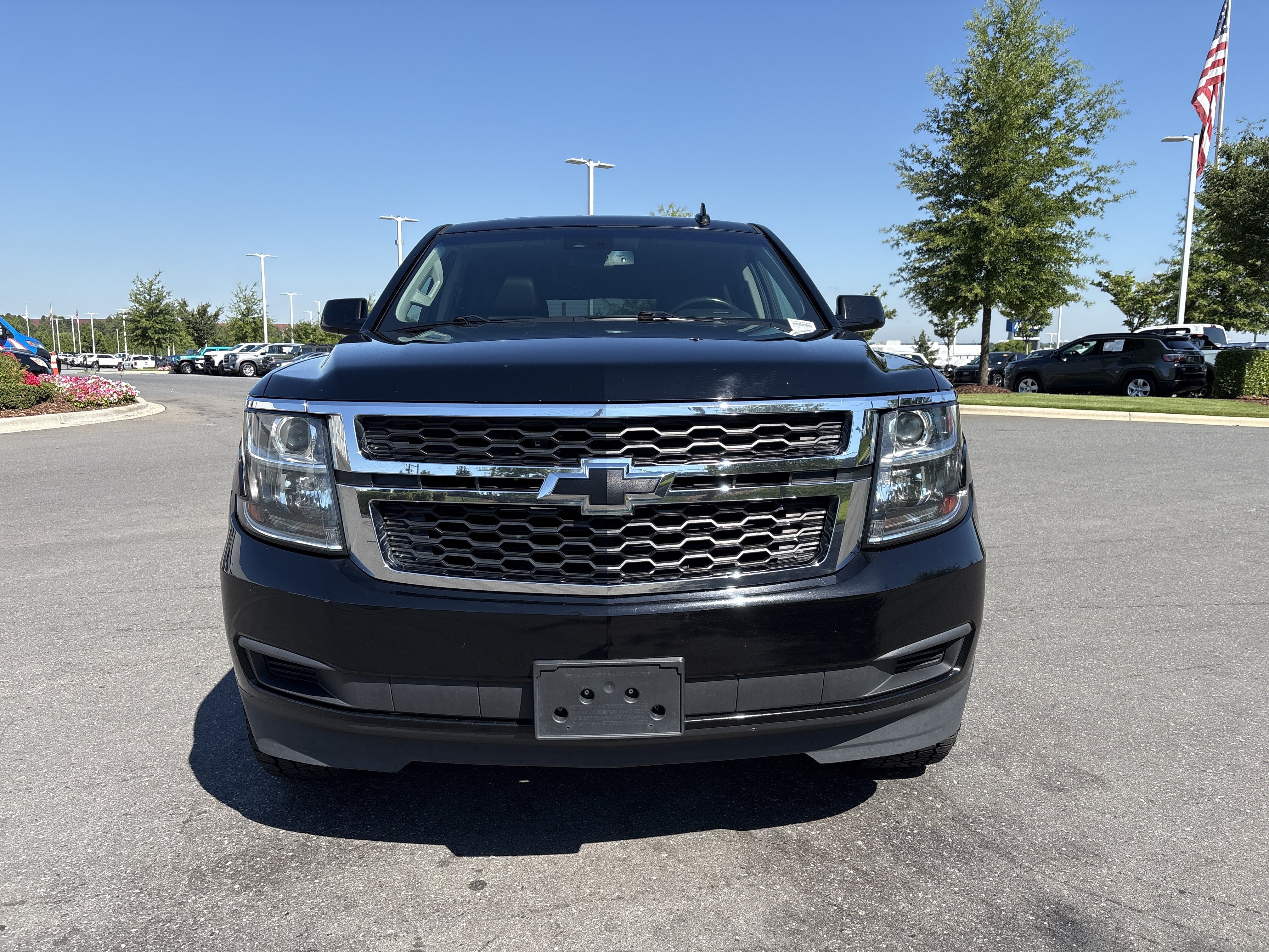 Used 2018 Chevrolet Tahoe LT AWD/4WD image 3