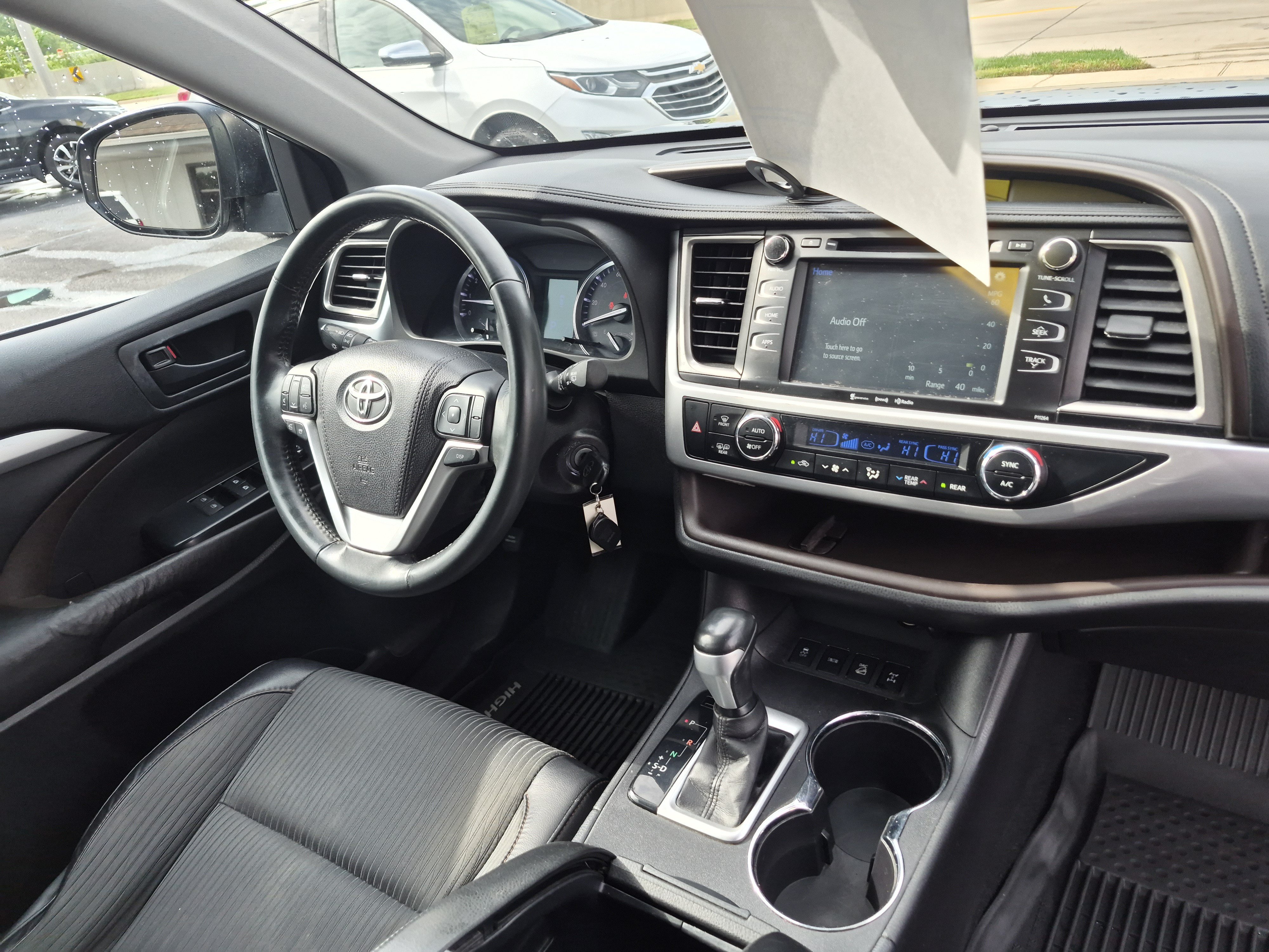 Used 2016 Toyota Highlander Plus AWD/4WD image 15