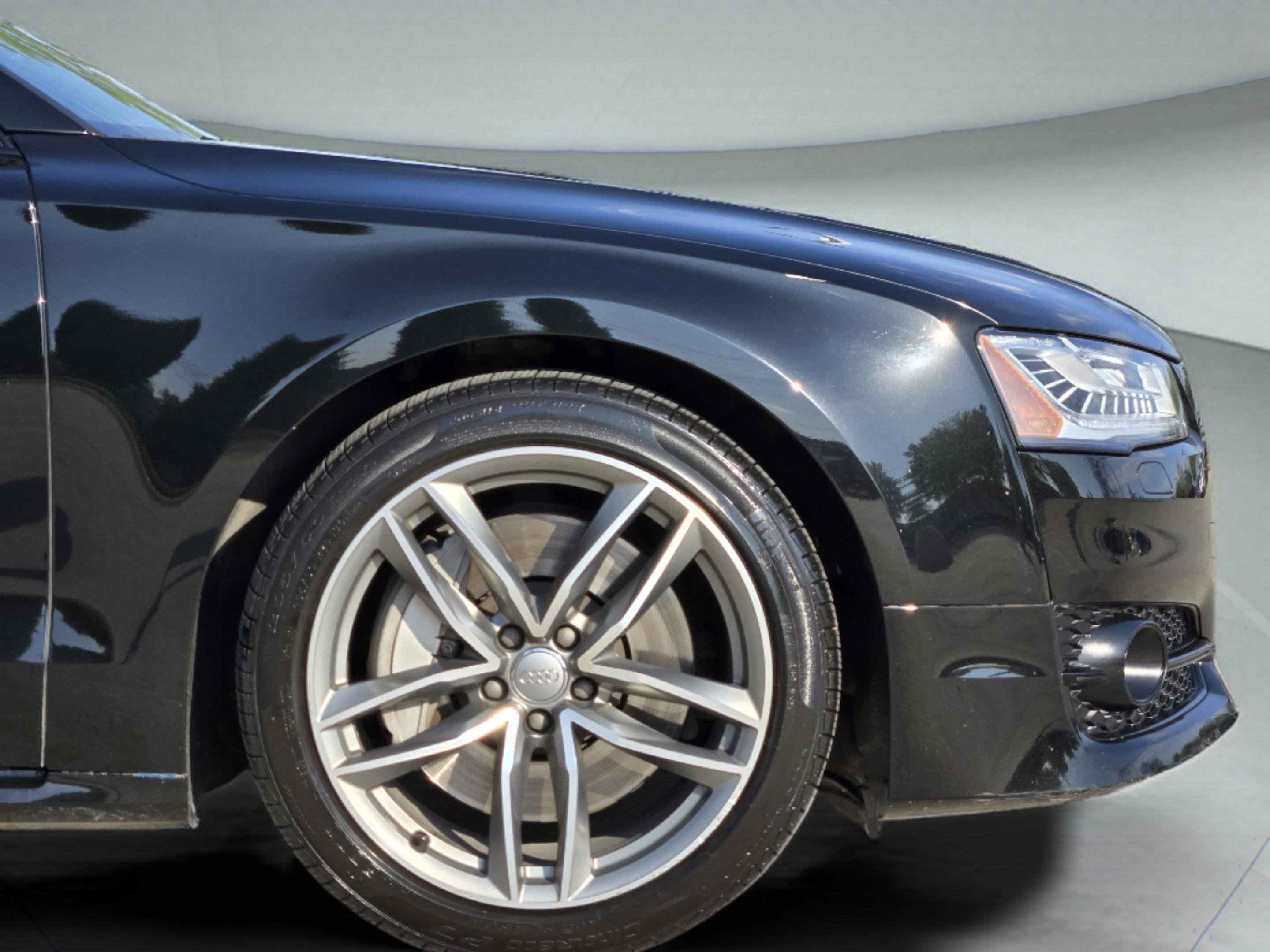 Used 2017 Audi A8 L 3.0T w/ Executive Package image 31