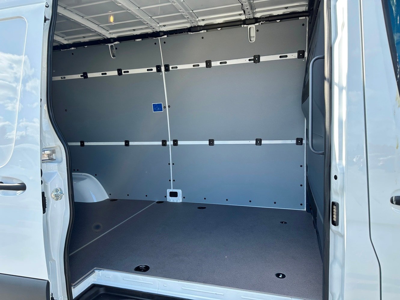 Used 2026 Mercedes-Benz Sprinter 2500 image 19