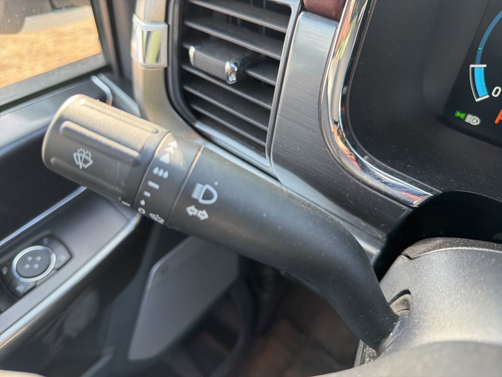 Used 2022 Ford F150 Lariat w/ Equipment Group 502A High image 21