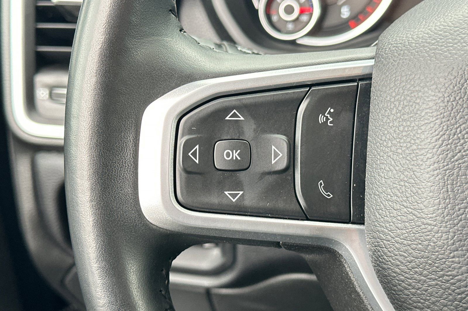 Used 2024 RAM 2500 Big Horn image 27