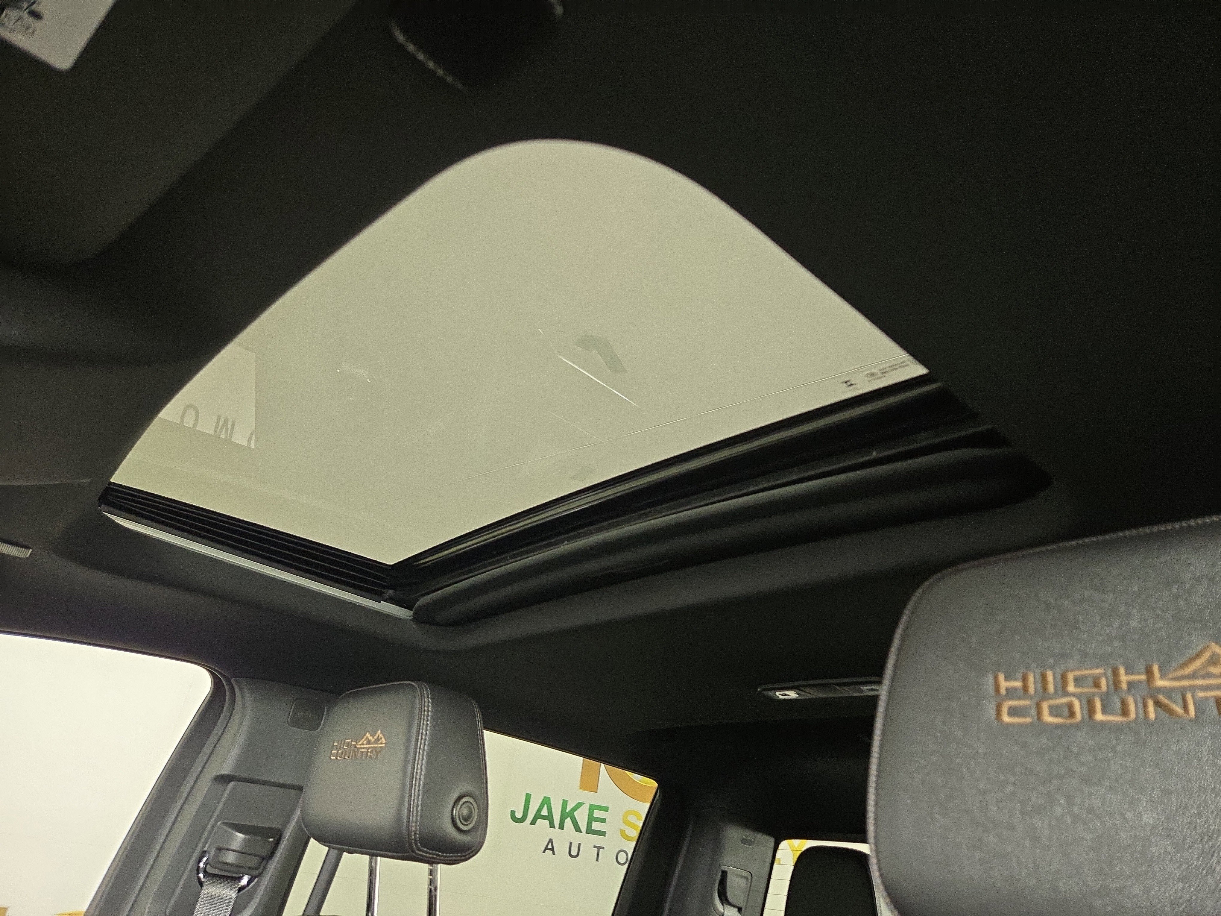 Used 2025 Chevrolet Silverado 3500 High Country w/ Technology Package image 21