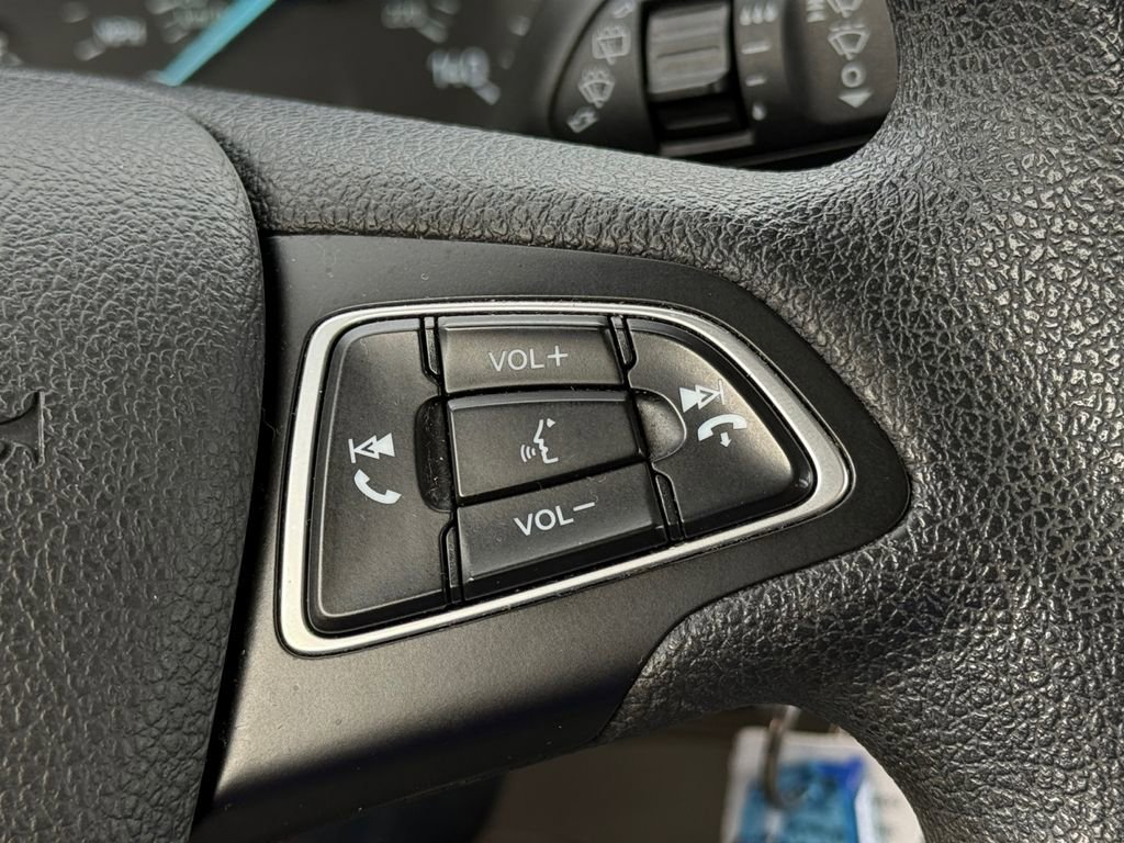 Used 2020 Ford EcoSport S image 32