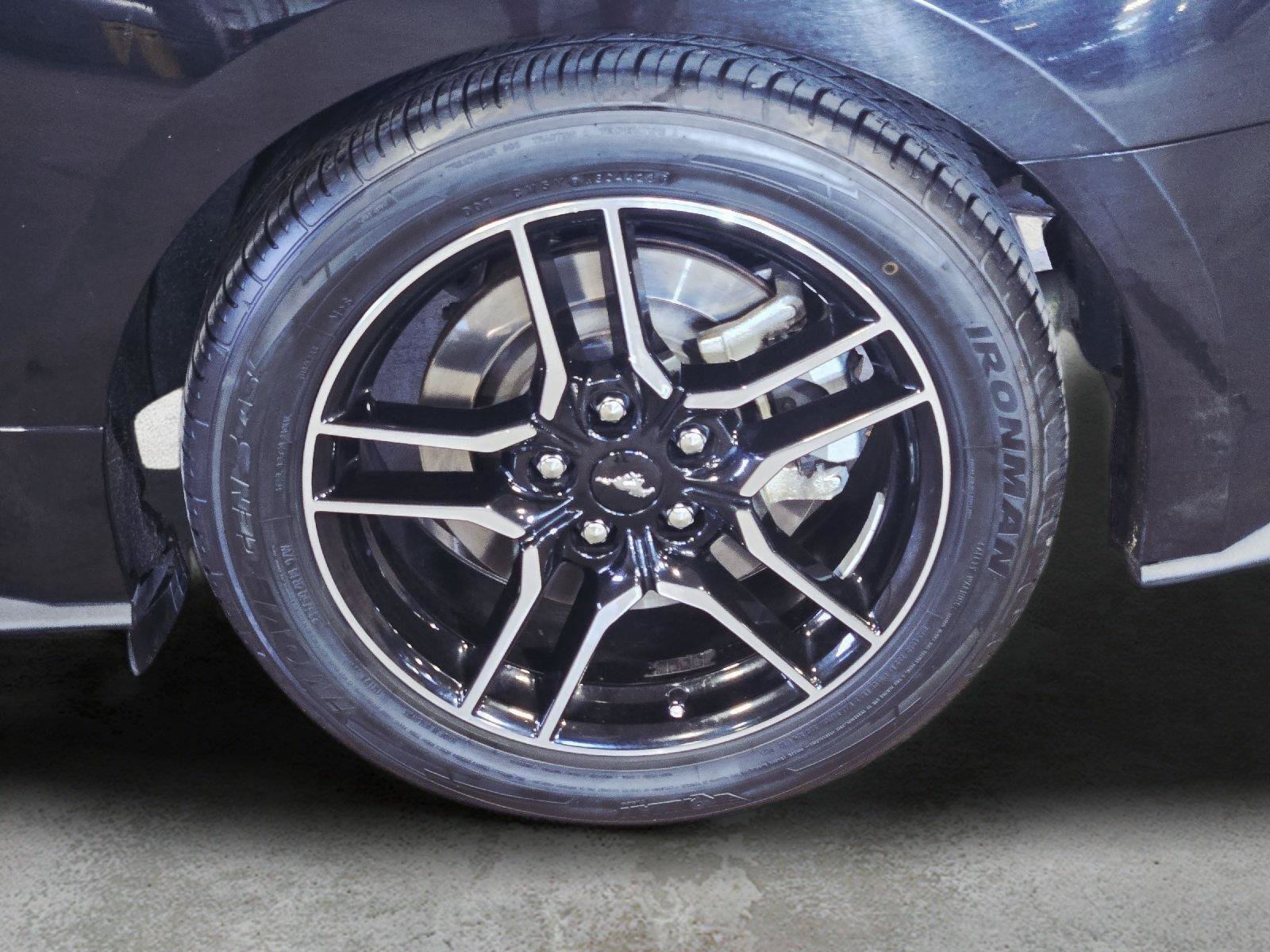 Used 2021 Ford Mustang GT RWD image 10