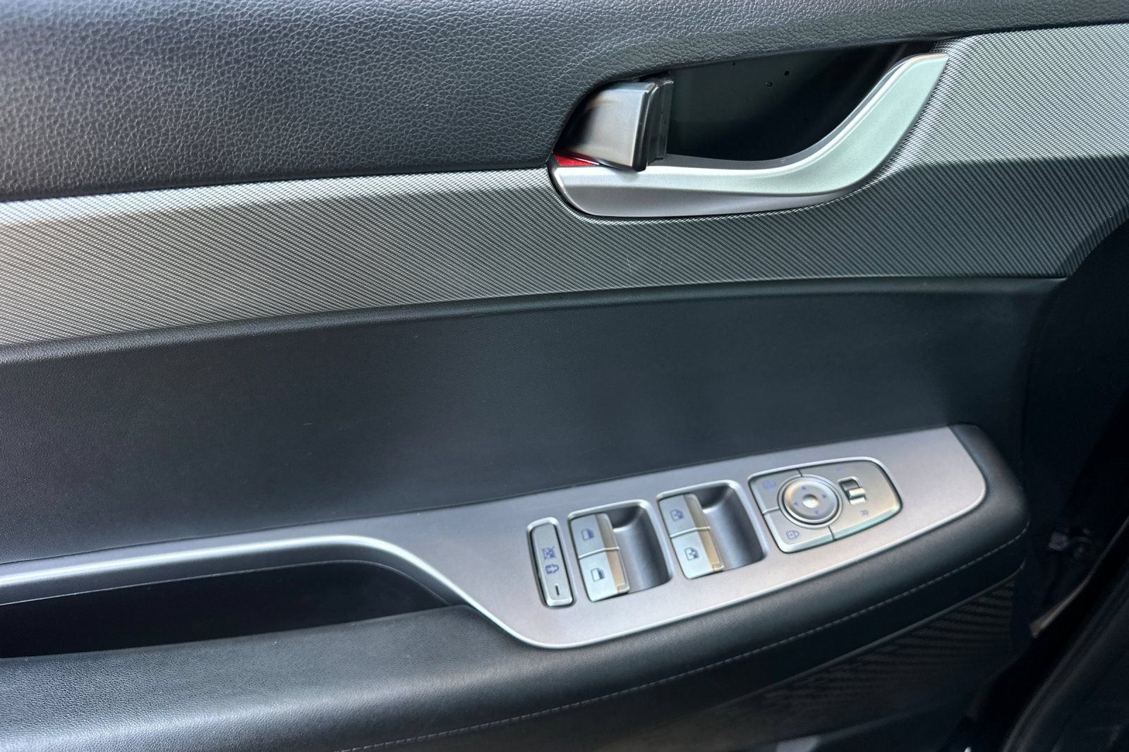 Used 2024 Hyundai Palisade SEL FWD image 11