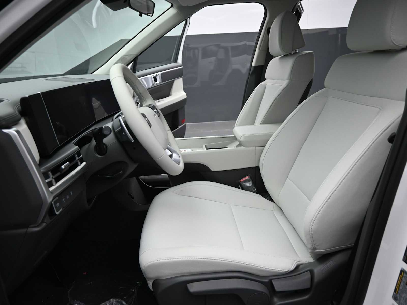 New 2026 Hyundai Santa Fe SE image 15