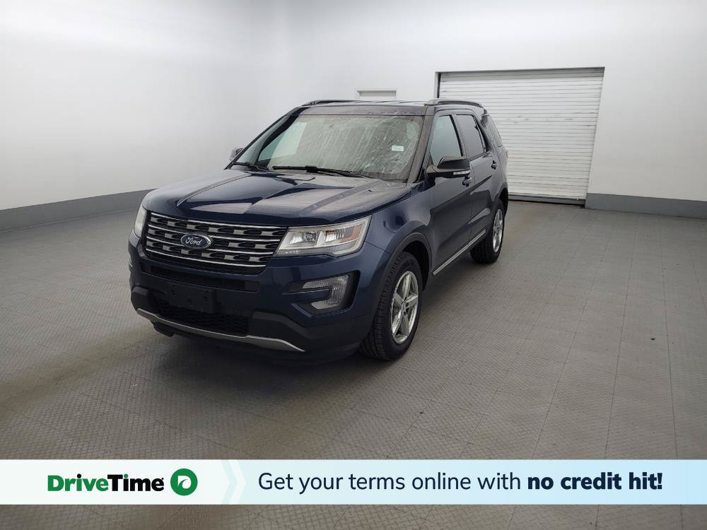 Used 2017 Ford Explorer XLT w/ Equipment Group 202A AWD/4WD image 1