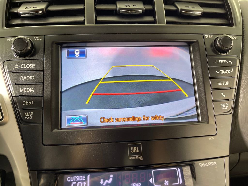 Used 2012 Toyota Prius V Five image 21