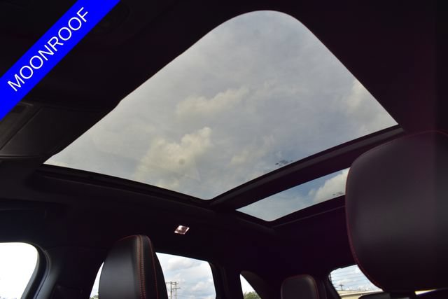 Used 2023 Ford Escape ST-Line Elite w/ Premium Technology Package AWD/4WD image 9
