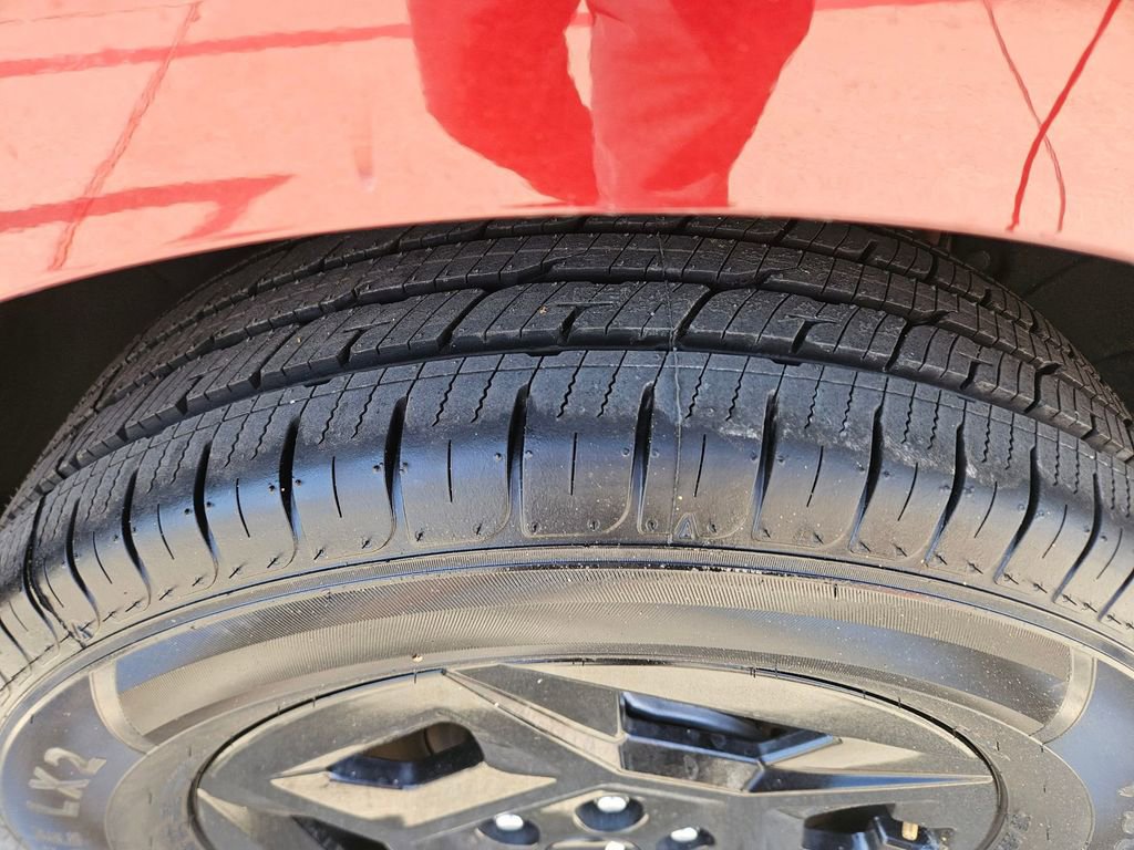 Used 2025 Kia Carnival image 26