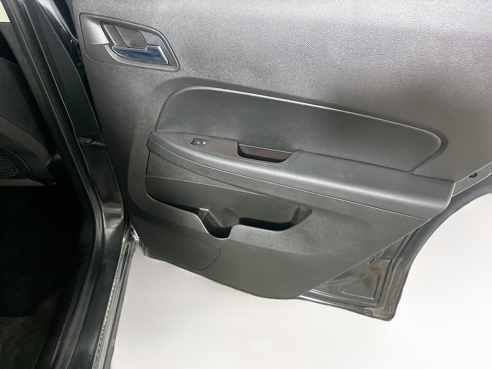 Used 2017 GMC Terrain SLE FWD image 25