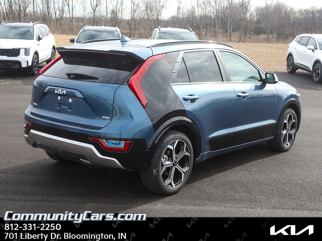 New 2026 Kia Niro SX Touring image 6
