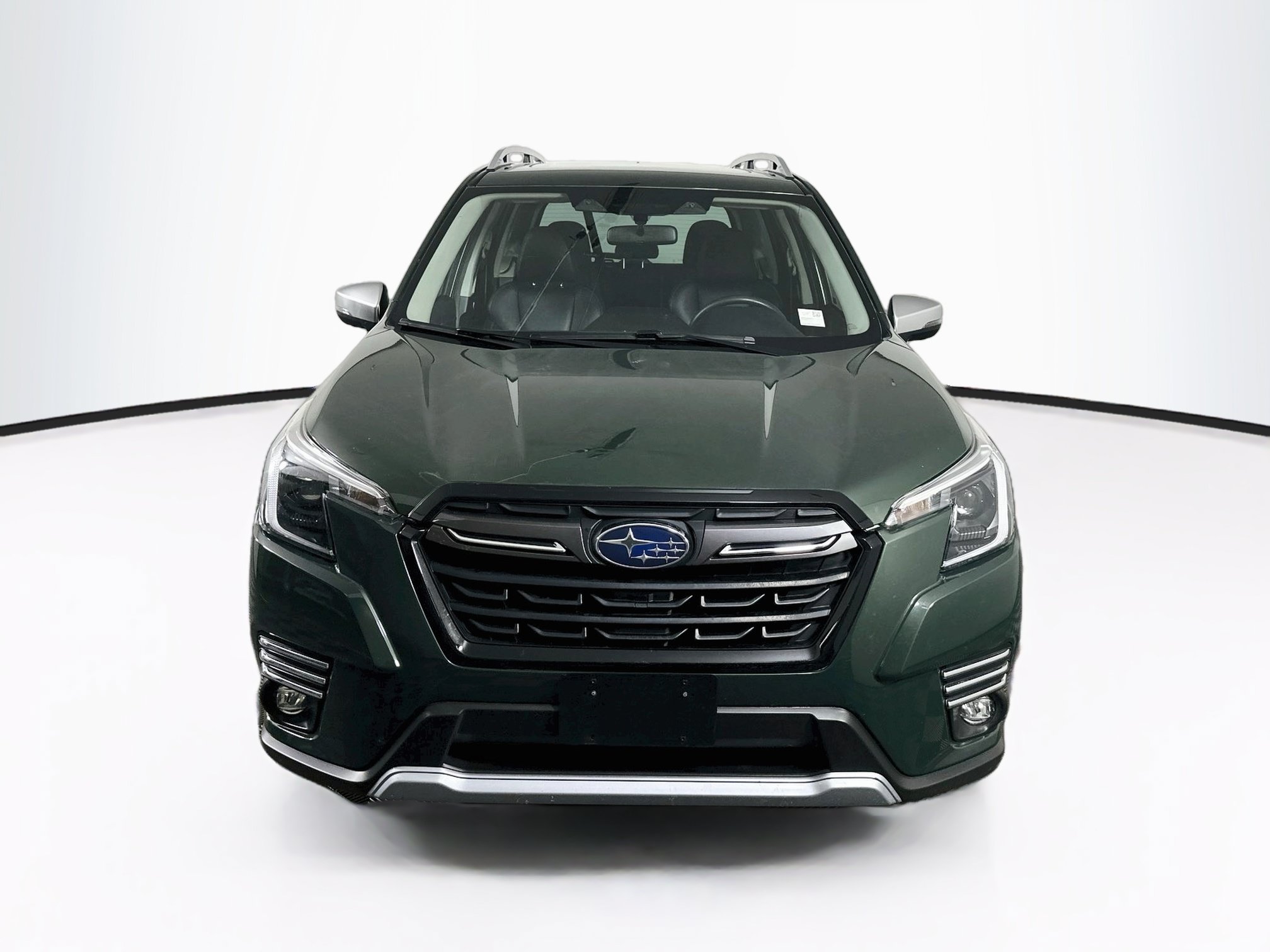Used 2023 Subaru Forester Touring AWD/4WD image 2
