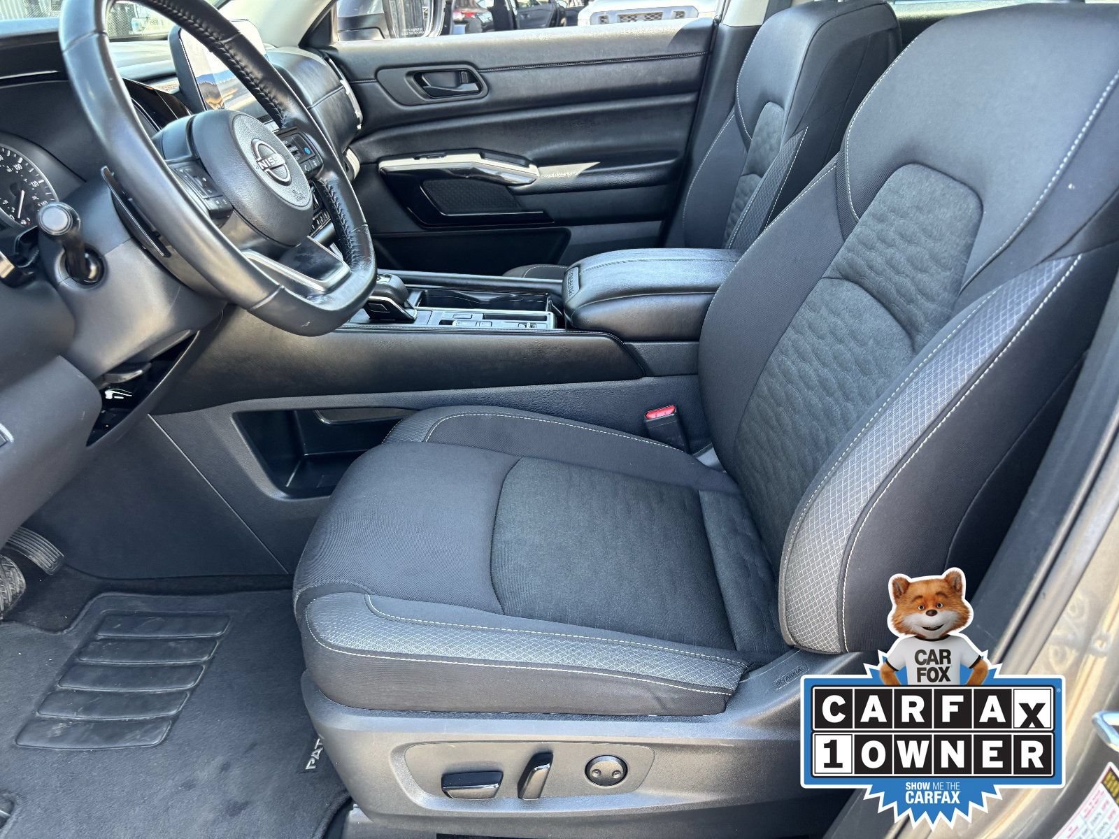 Certified 2025 Nissan Pathfinder SV FWD image 20