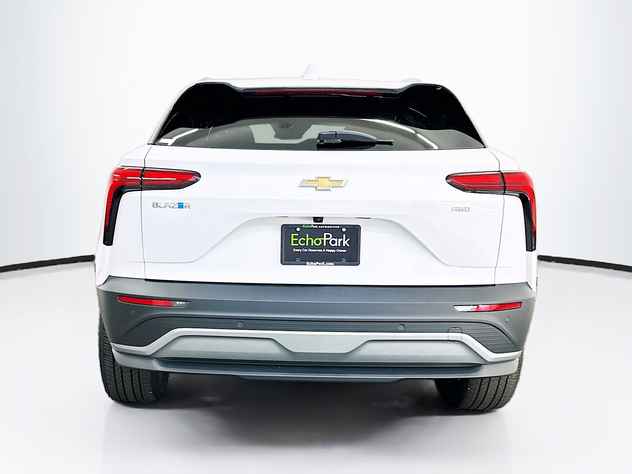 Used 2024 Chevrolet Blazer EV LT image 7