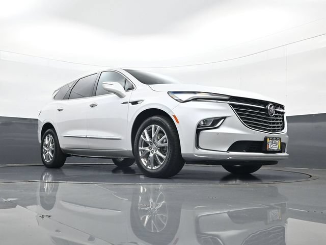Used 2023 Buick Enclave Essence w/ Experience Buick Package AWD/4WD image 24