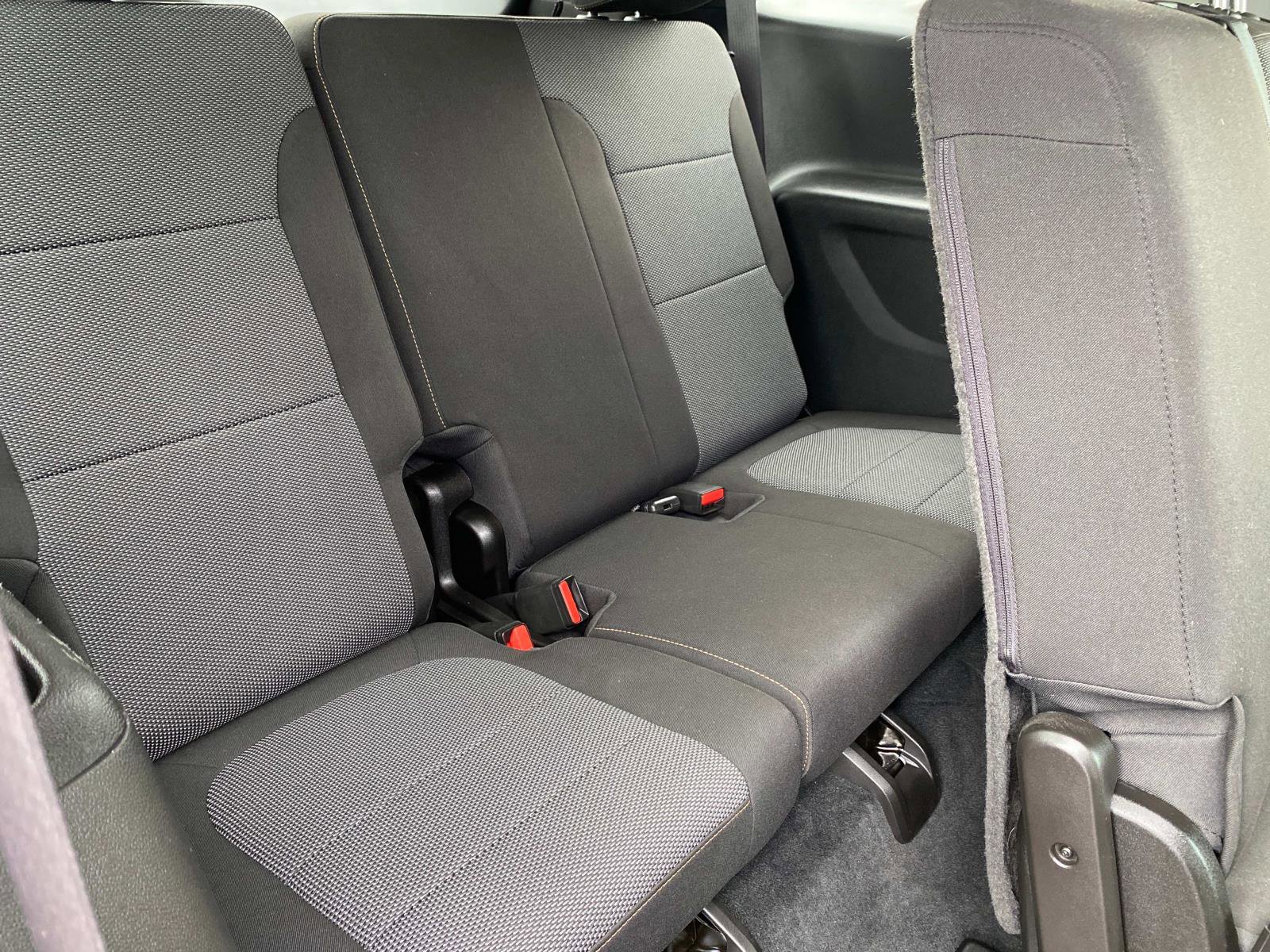 Used 2021 Chevrolet Traverse LS image 24