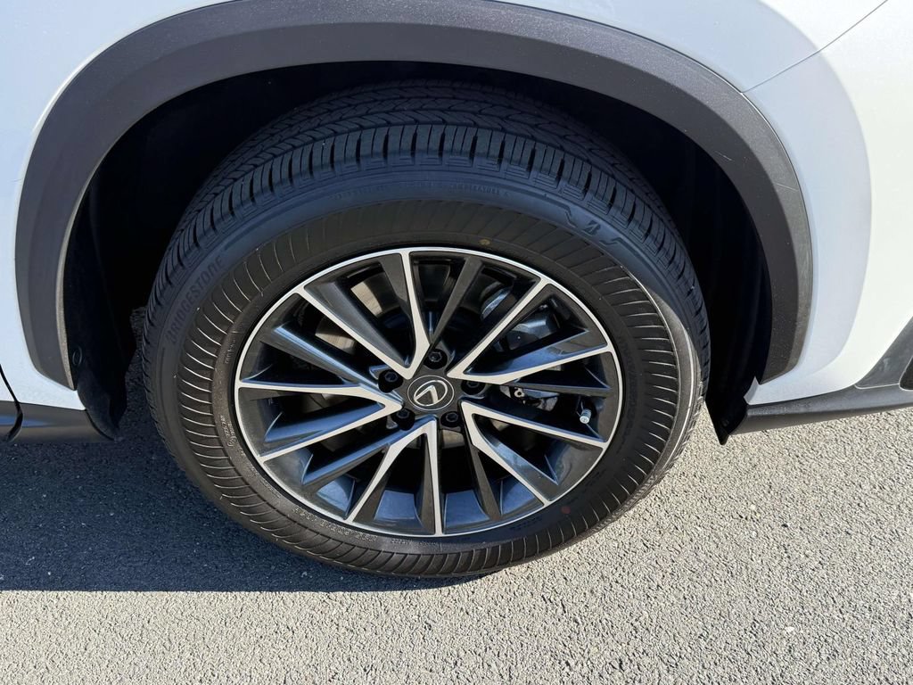 Used 2024 Lexus NX 350 AWD image 7