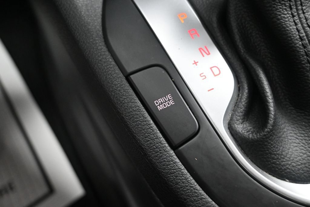 Certified 2024 Kia Forte LXS FWD image 21