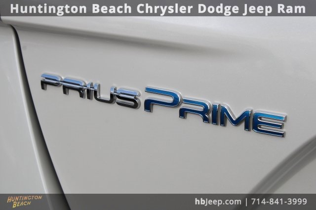 Used 2018 Toyota Prius Prime Plus image 6