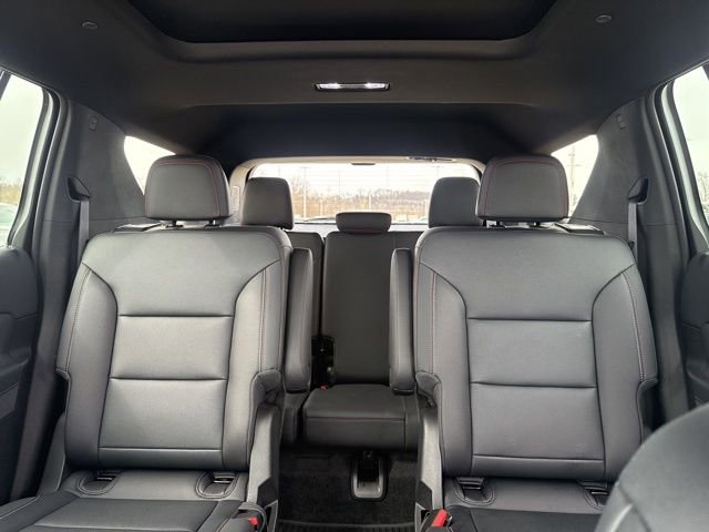 Used 2025 Chevrolet Traverse Z71 w/ Enhanced Driving Package image 38