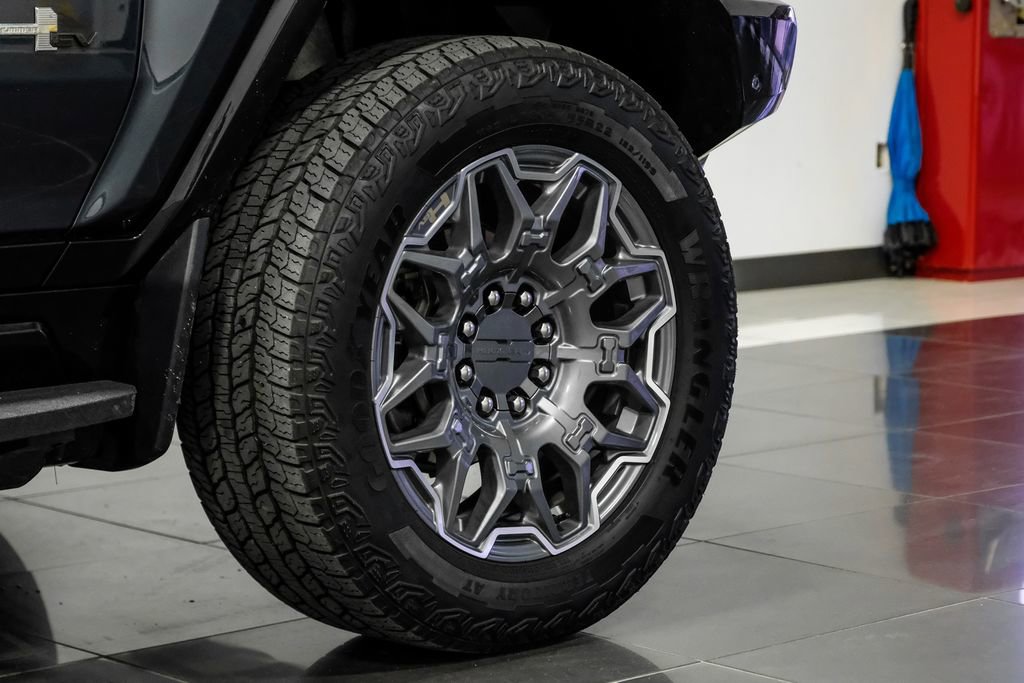 Used 2025 GMC Hummer EV 3X AWD/4WD image 56