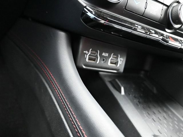 Used 2025 Dodge Durango R/T image 32