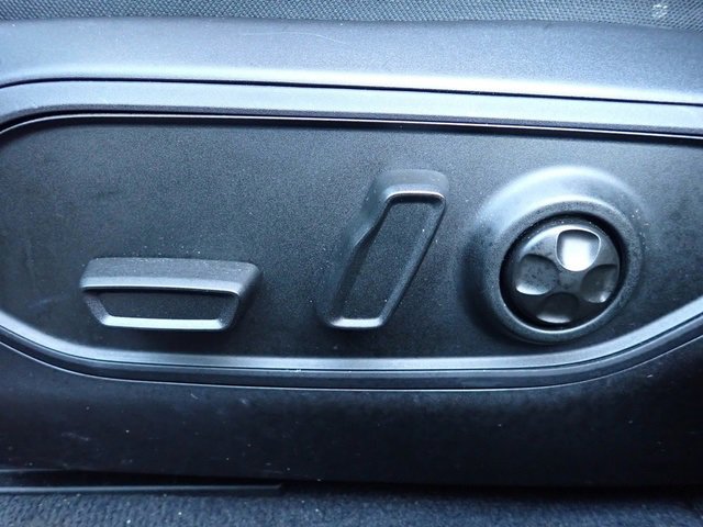 Certified 2024 Jeep Grand Cherokee Limited image 19