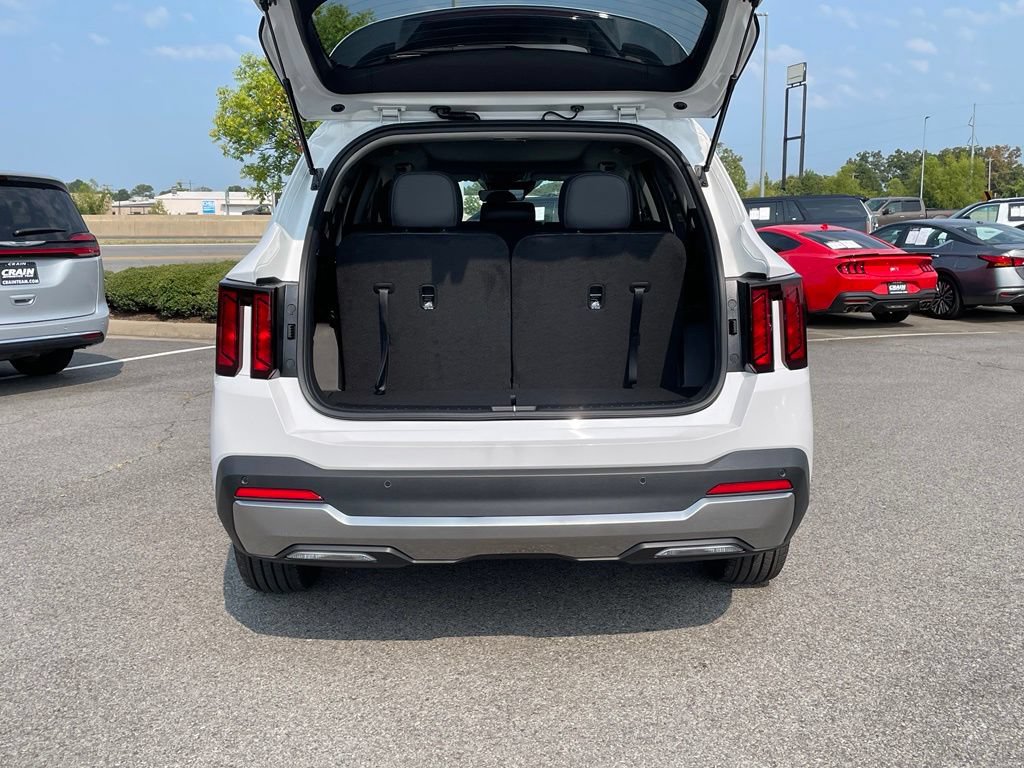 New 2026 Kia Sorento S w/ S Panoramic Sunroof Package FWD image 7
