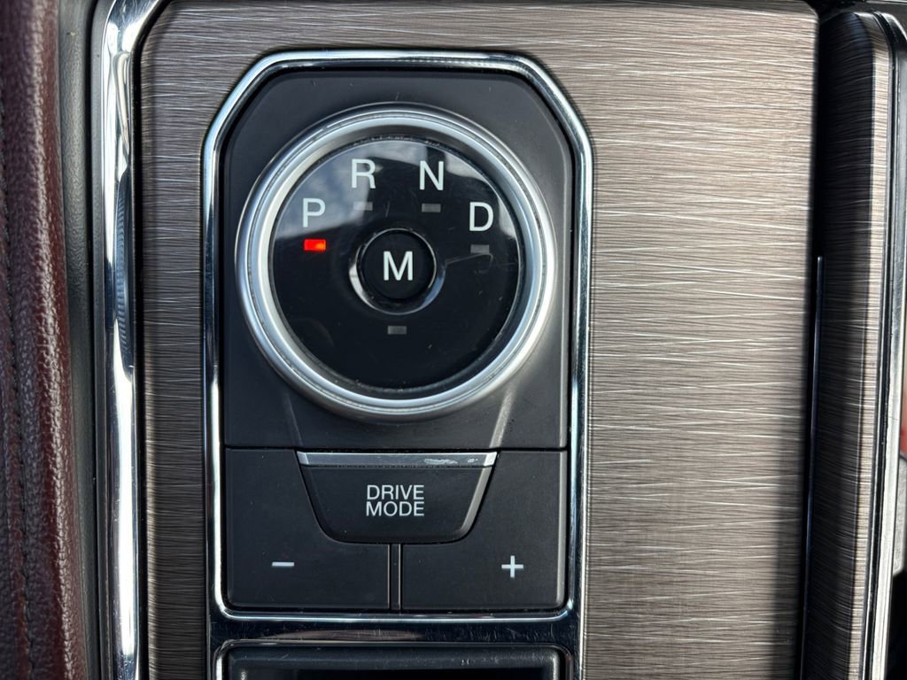 Used 2024 Ford Expedition Limited image 25