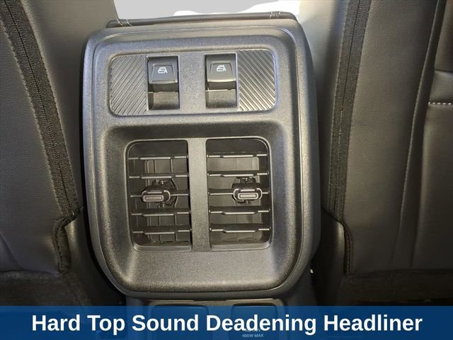 Used 2025 Ford Bronco Outer Banks AWD/4WD image 10