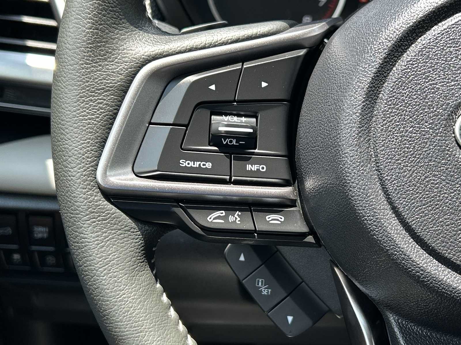 Certified 2023 Subaru Forester Limited AWD/4WD image 16