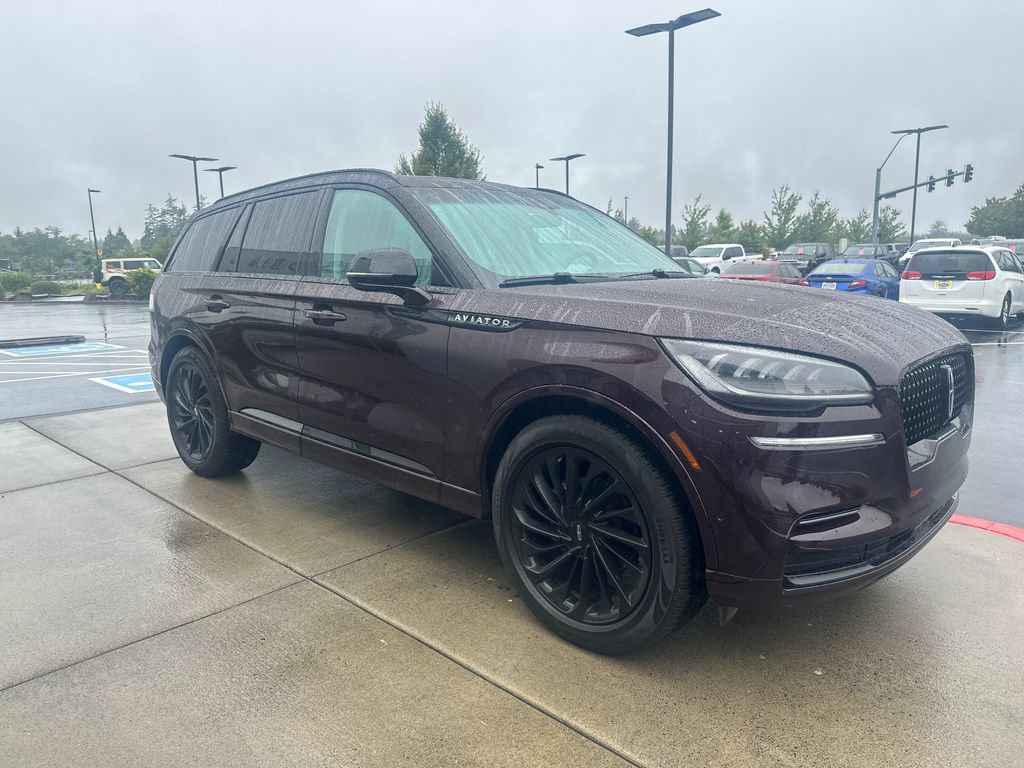 Used 2023 Lincoln Aviator Reserve w/ Equipment Group 201A AWD/4WD image 6